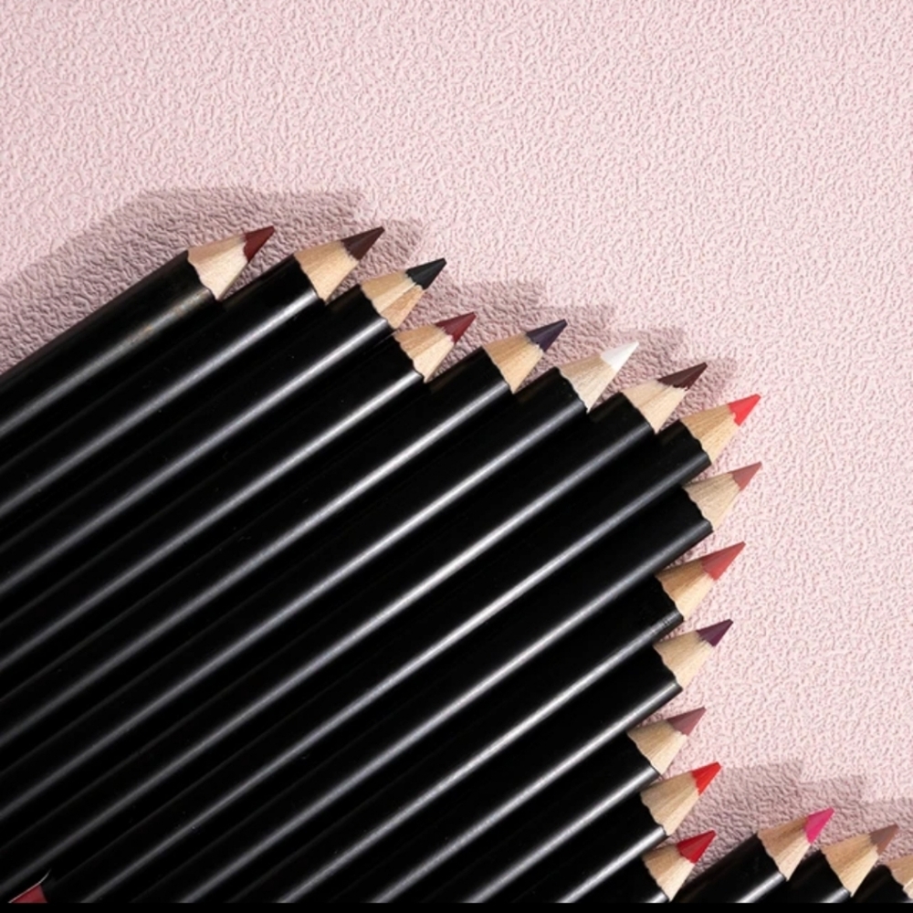 Lip liner - Picture 5 of 13